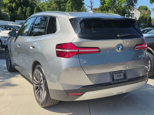 Used 2026 Skyscraper Grey Metallic BMW 30 xDrive image 6