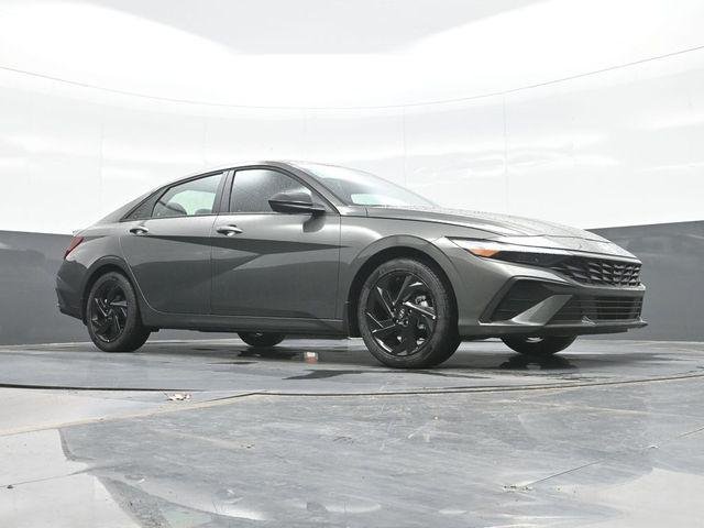 New 2026 Gray Hyundai SEL Sport Plus image 23