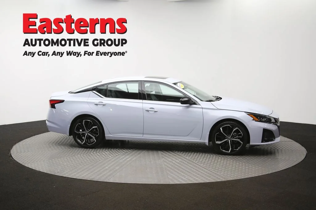 Used 2023 Gray Nissan 2.5 SR image 47