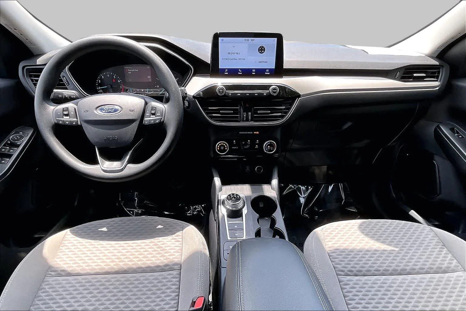 Used 2021 Agate Black Metallic Ford SE image 16
