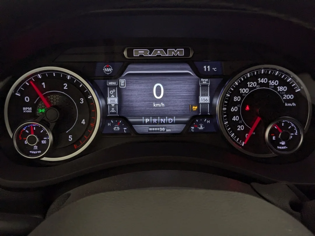 New 2026 Blue RAM Big Horn - - 6.7L HO Diesel - 5th Wheel/Gooseneck Prep - Sport App Pkg - Nav - Cargo Cam & More! image 19