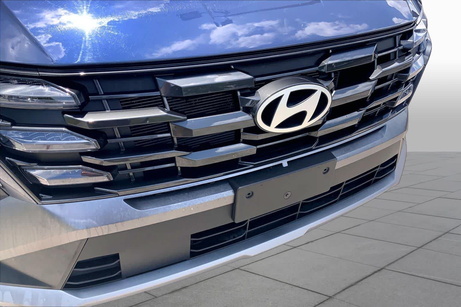 Used 2025 Atlantis Blue Hyundai SEL image 29