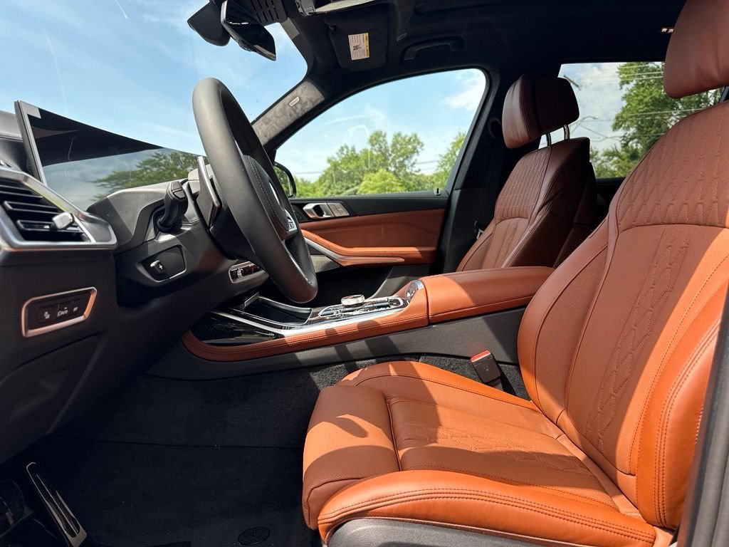 New 2027 Carbon Black Metallic BMW xDrive40i image 15