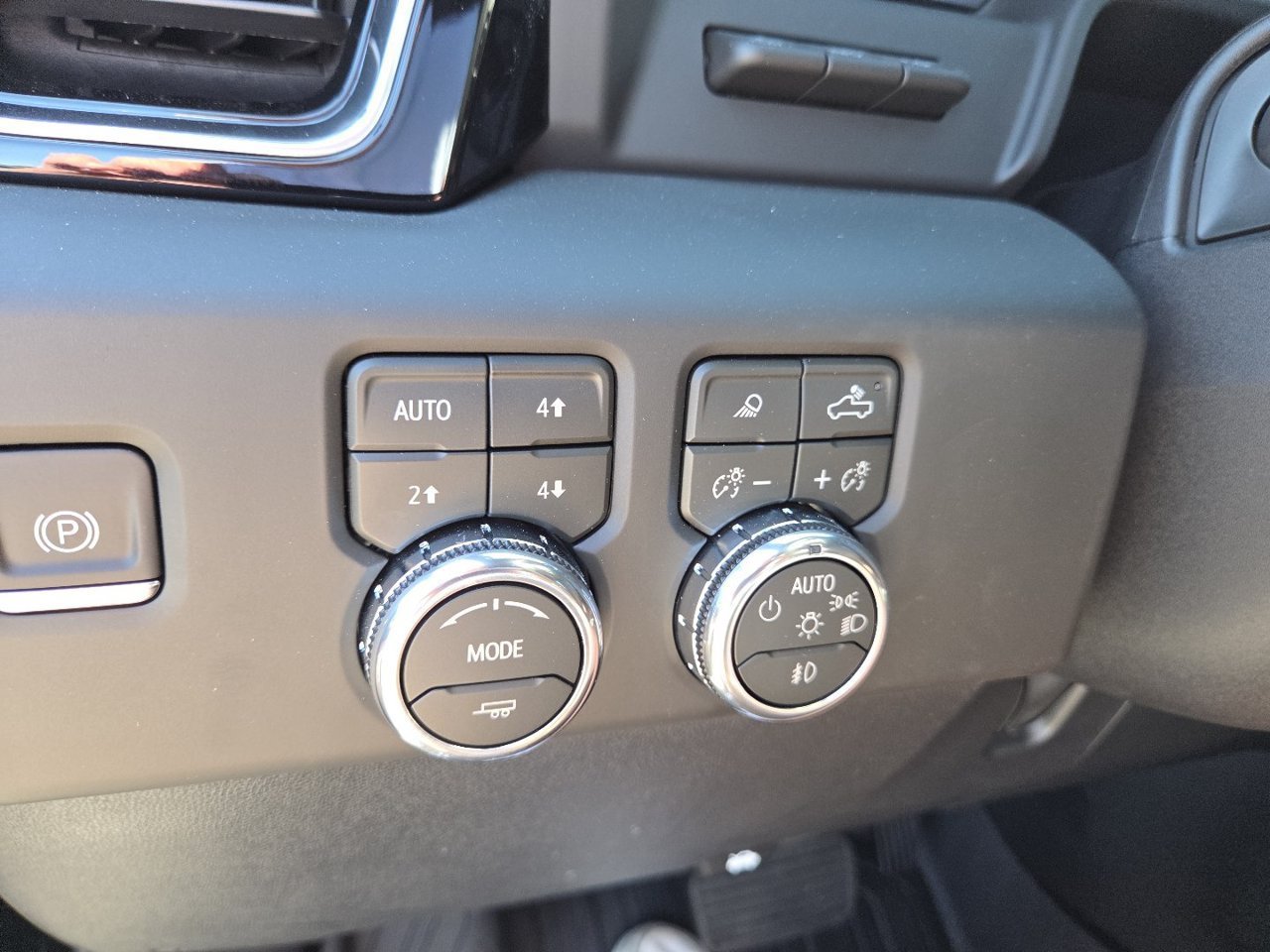 New 2026 Onyx Black GMC Denali Ultimate image 6