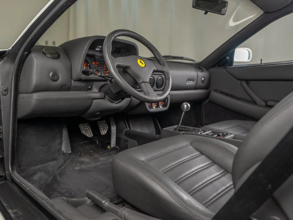 Used 1995 Bianco Avus Ferrari Testarossa image 21