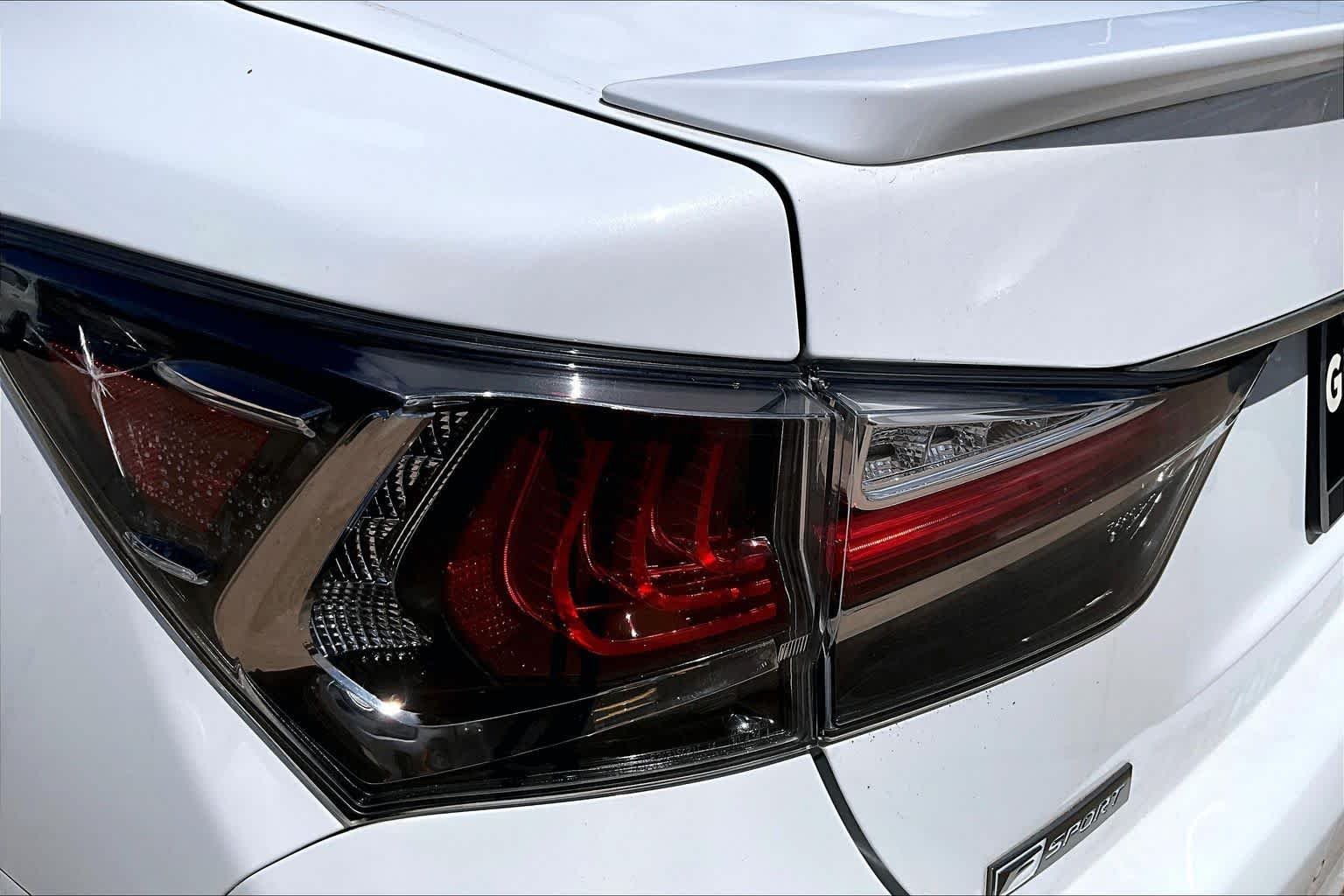 Used 2016 Ultra White Lexus F Sport image 28