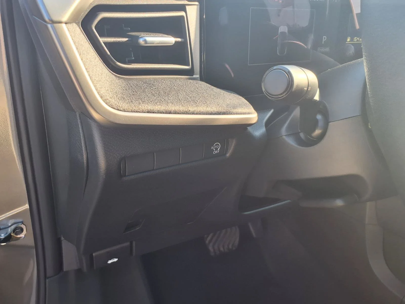 New 2027 Gun Metallic Nissan SV image 11