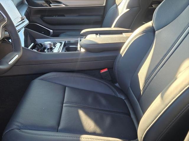 New 2026 High Gloss Black Exterior Paint Jeep Grand Wagoneer image 48