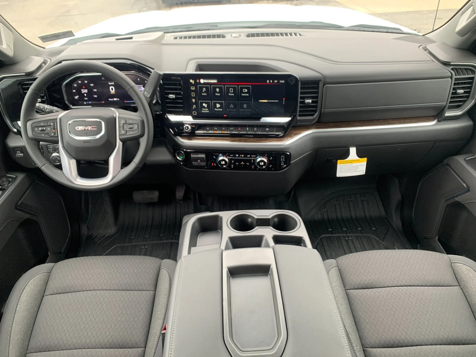 2026 GMC Sierra 1500 SLE - Photo 15