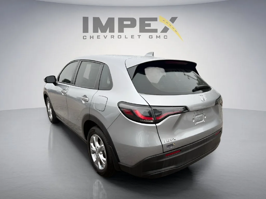 Used 2025 Silver Honda LX image 3