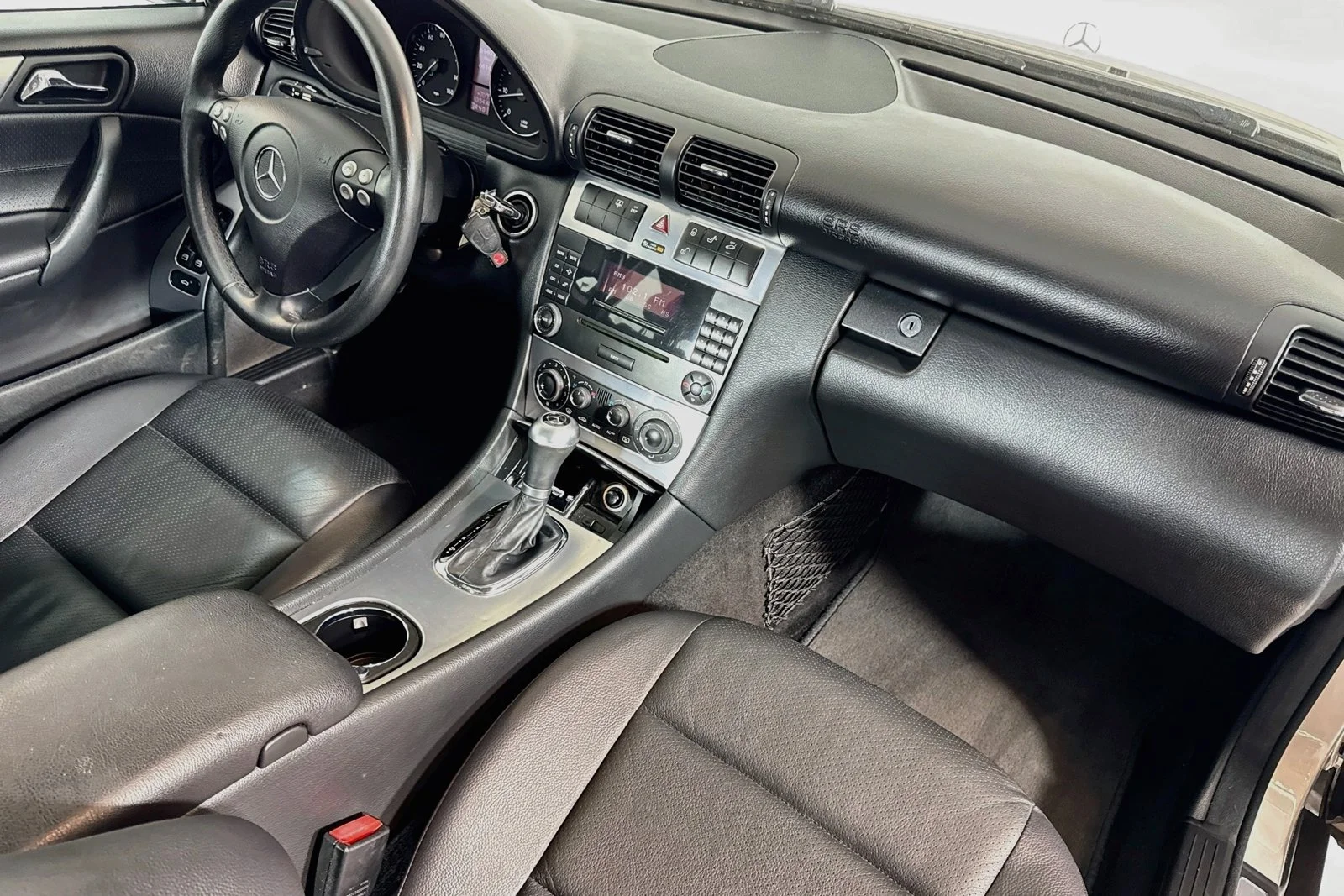 Used 2005 Gold Mercedes-Benz 1.8L image 26