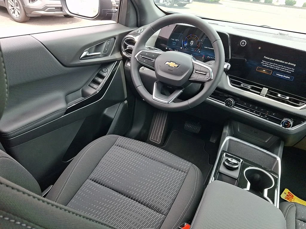 New 2026 Mosaic Black Metallic Chevrolet LT image 10