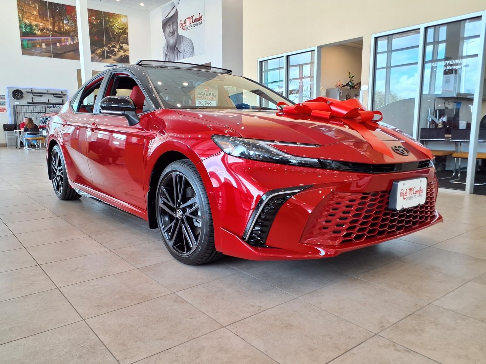New 2026 Supersonic Red with Midnight Black Metallic roof Toyota XSE image 3