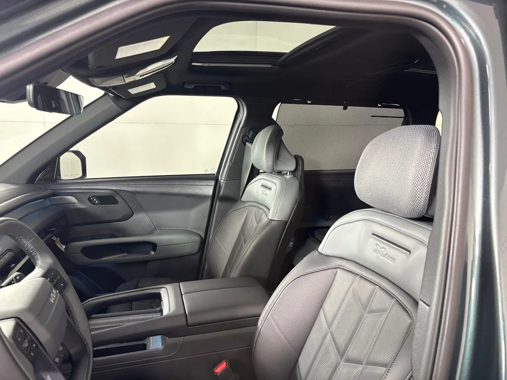 New 2027 Black Jade Green Kia X-LINE SX image 33