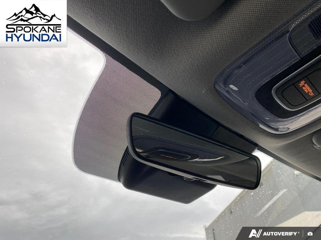 New 2026 Abyss Black Hyundai SE image 25
