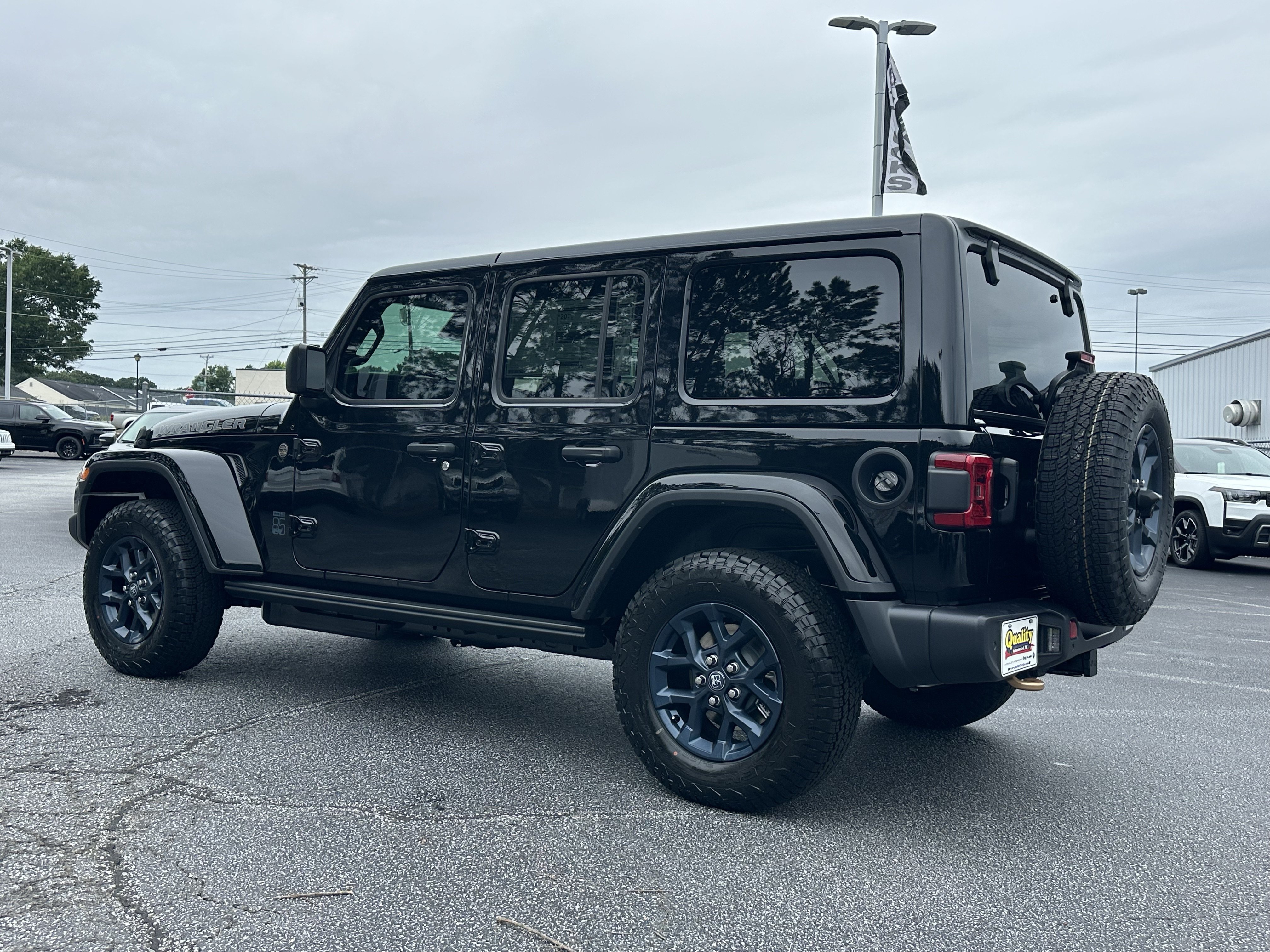 New 2026 Black Clear-Coat Exterior Paint Jeep 85th Anniversary image 6