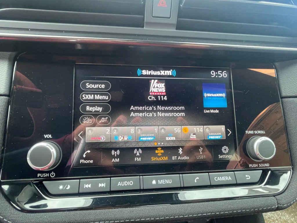 New 2027 Boulder Gray Pearl / Super Black Two-tone Nissan Sport image 14