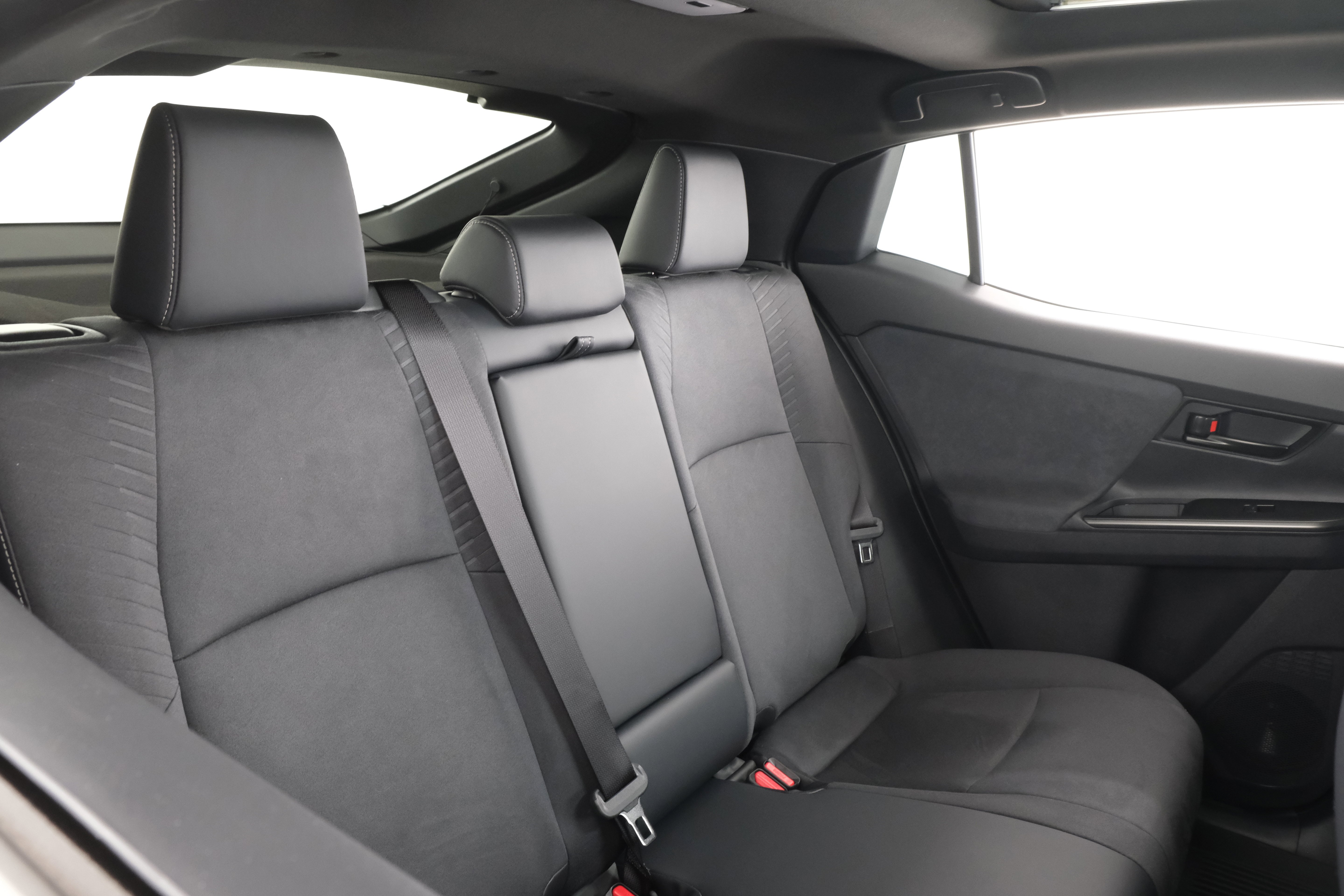 2026 Toyota C-HR XSE - Photo 40