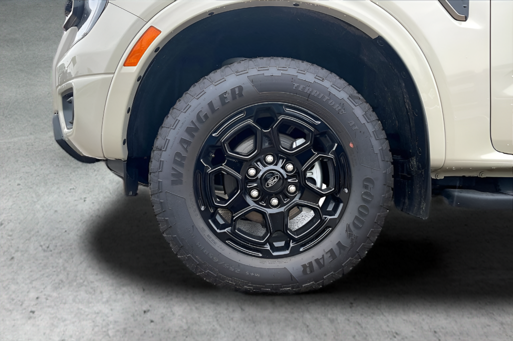 New 2026 Desert Sand Ford Lariat image 20