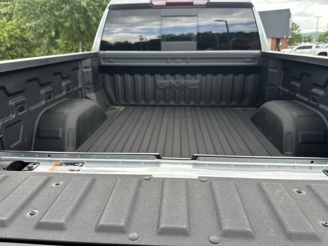 Used 2026 Silver GMC Elevation image 27