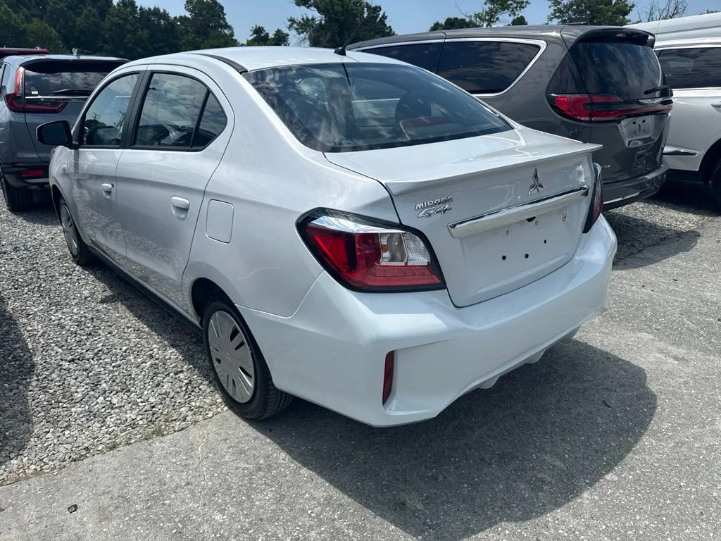 Used 2024 White Mitsubishi ES image 4