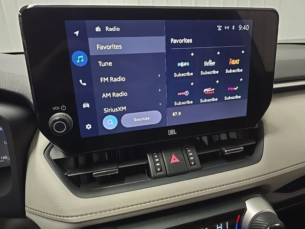 2024 Toyota RAV4 Limited - Photo 26