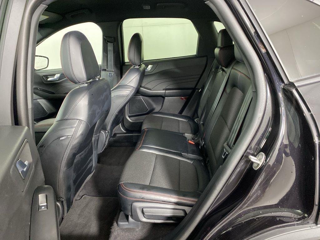 Used 2025 Agate Black Metallic Ford ST-Line image 14