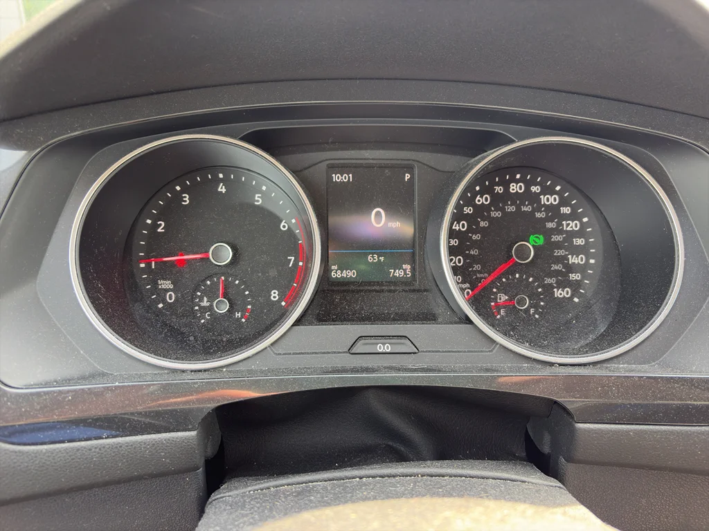 Used 2018 Black Volkswagen 2.0T S image 4