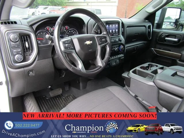 Used 2020 SUMMIT WHITE Chevrolet LT image 15