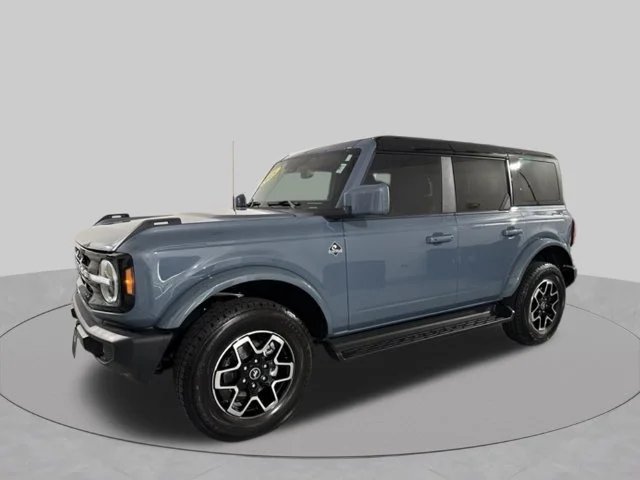 Used 2025 Gray Ford Outer Banks image 4