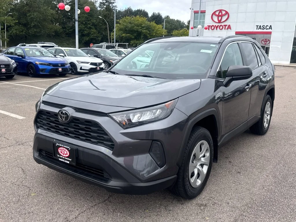 Used 2021 Gray Toyota LE image 3