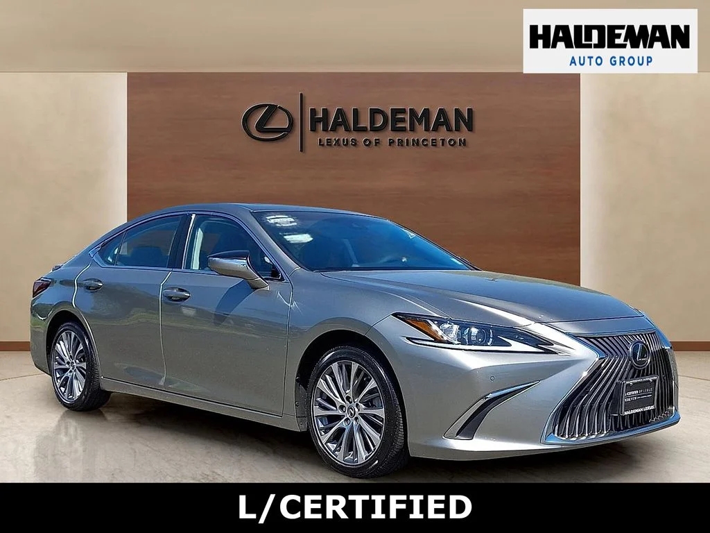 2021 Lexus ES 350 350's photo