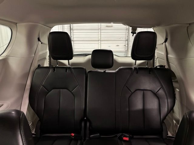 Used 2023 Black Chrysler Touring L image 20