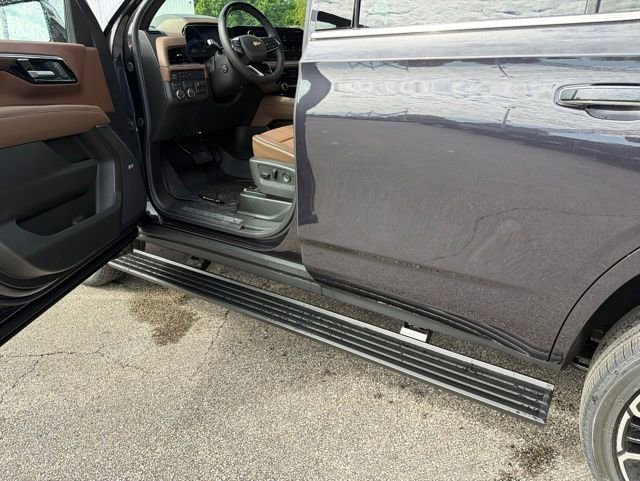 New 2026 Dark Ash Metallic Chevrolet High Country image 22