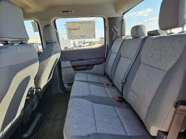 New 2027 Oxford White Ford F-350® XL image 43