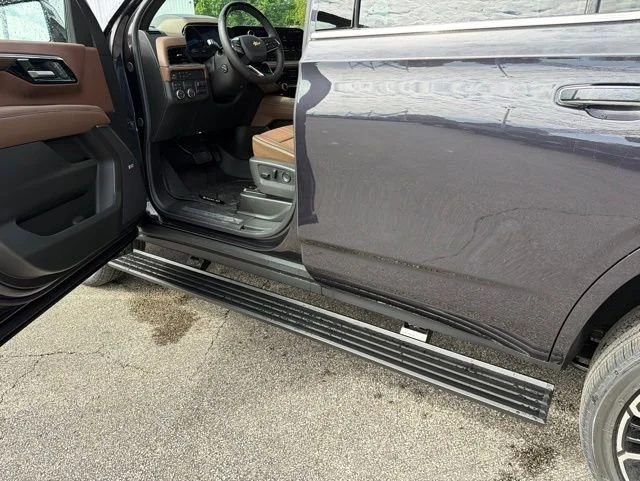New 2026 Dark Ash Metallic Chevrolet High Country image 22
