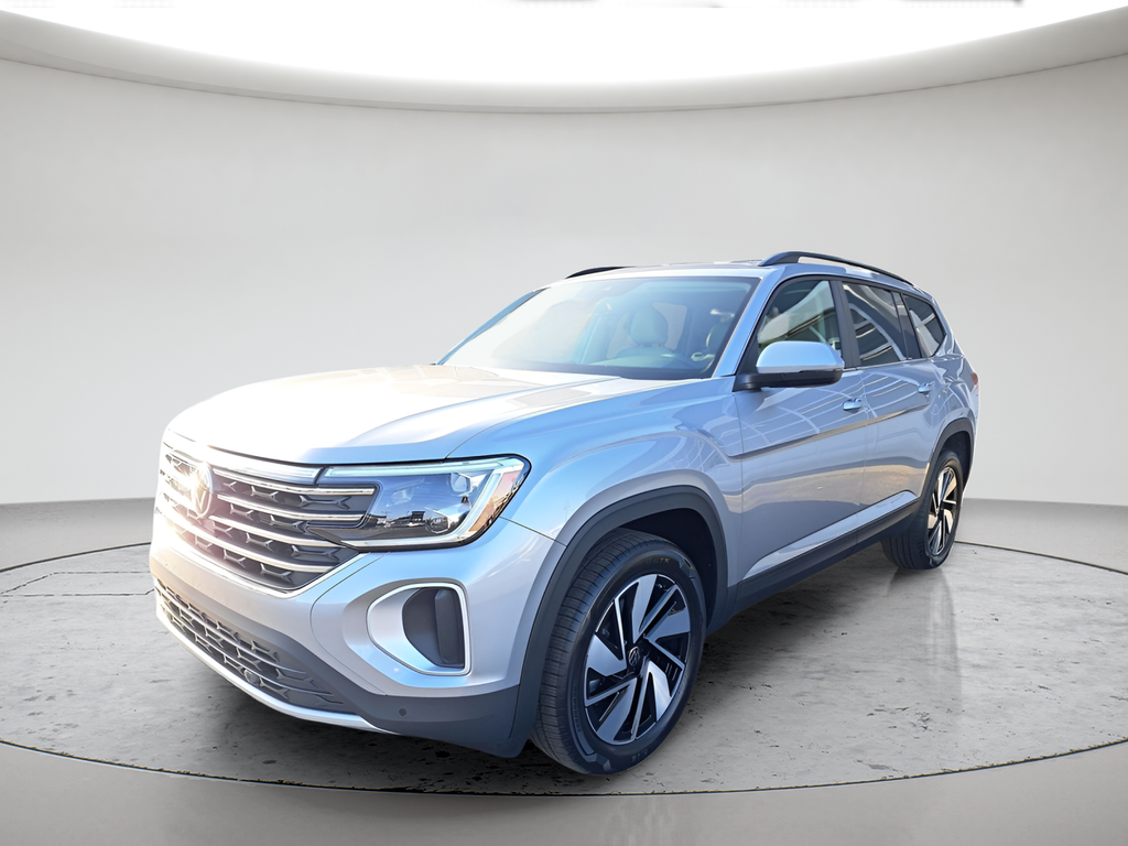 New 2026 Silver Volkswagen SE w/Technology image 7