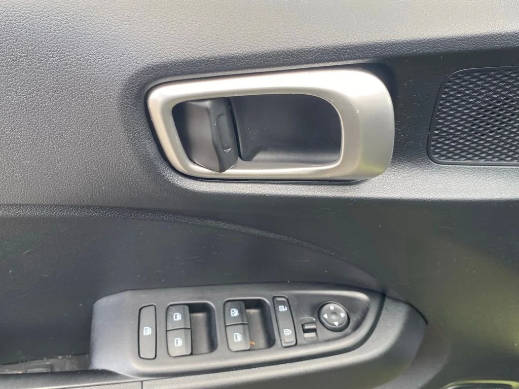 Used 2024 Green Hyundai SEL image 20
