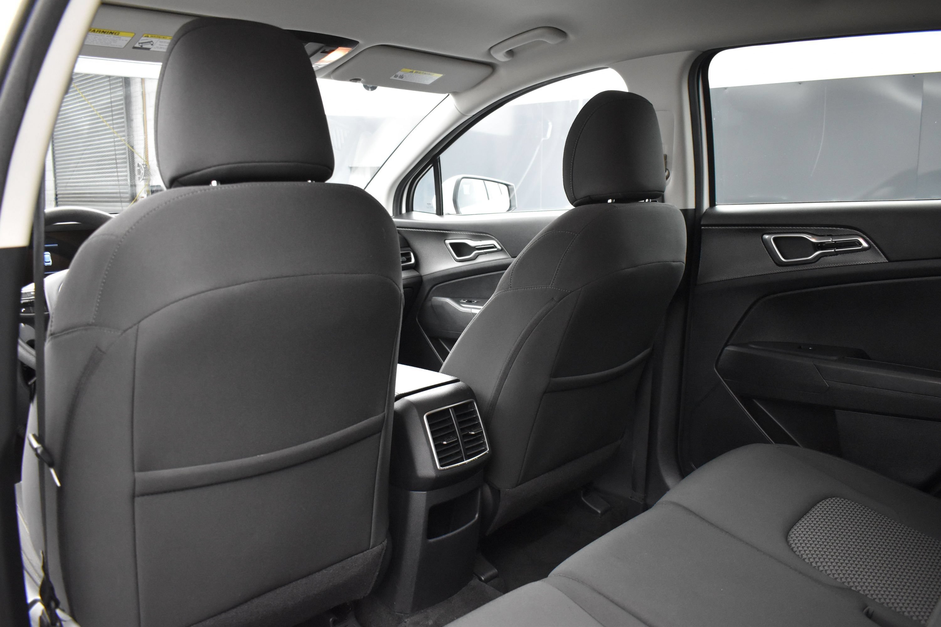 Used 2023 Snow White Pearl Kia LX image 11