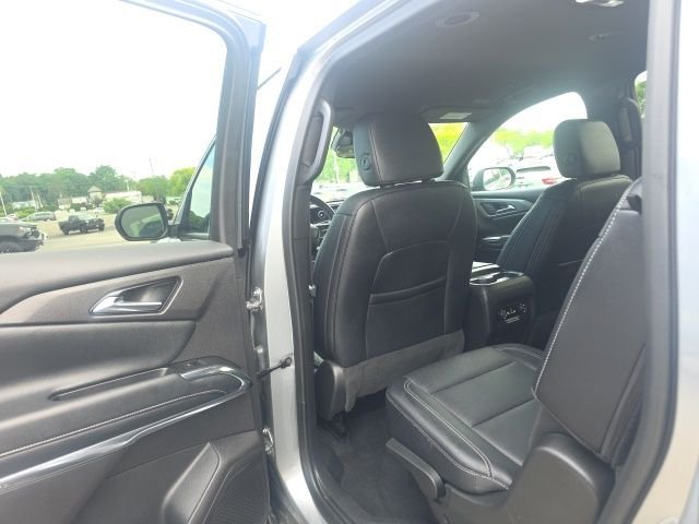 Used 2025 Gray Chevrolet LT image 22