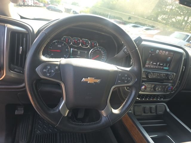 Used 2016 Red Chevrolet LTZ image 8