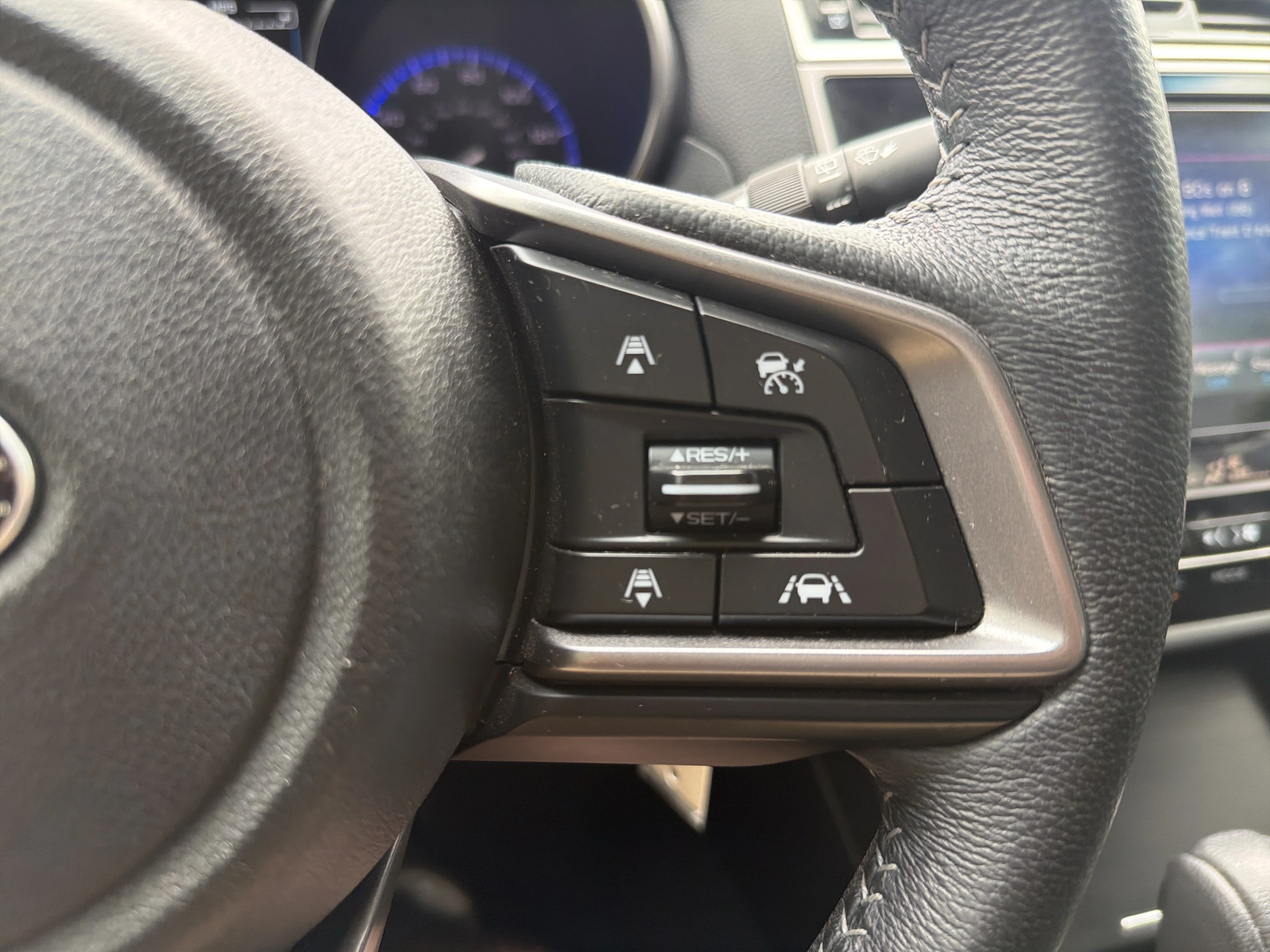 Used 2019 Crystal Black Silica Subaru Premium image 27