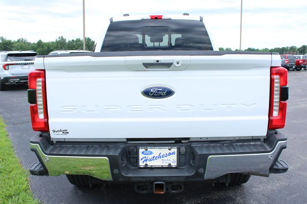 Used 2024 Oxford White Ford Lariat image 14