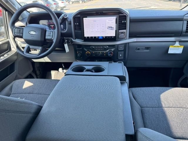 New 2026 Carbonized Gray Metallic Ford XLT image 6