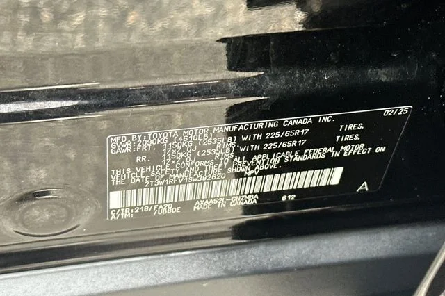 Used 2025 Black Toyota XLE image 38
