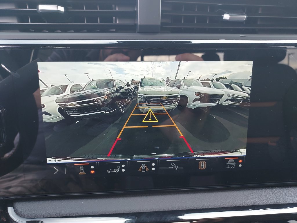 New 2026 Onyx Black GMC AT4 image 23