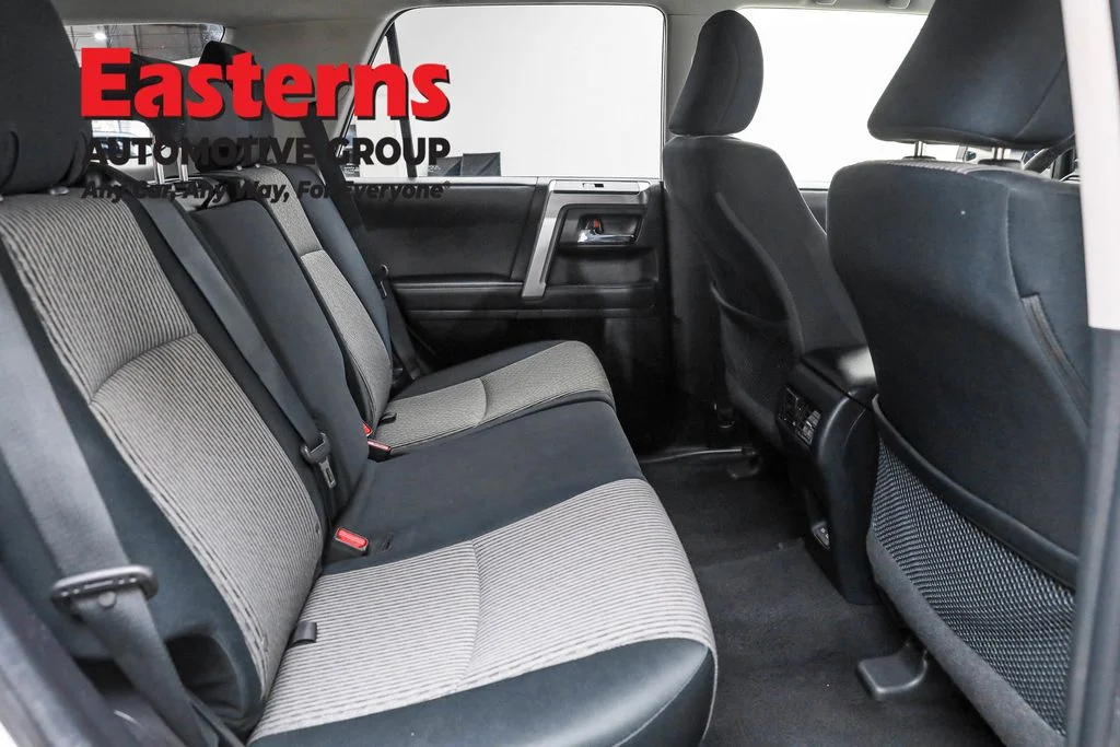 Used 2024 White Toyota SR5 image 21