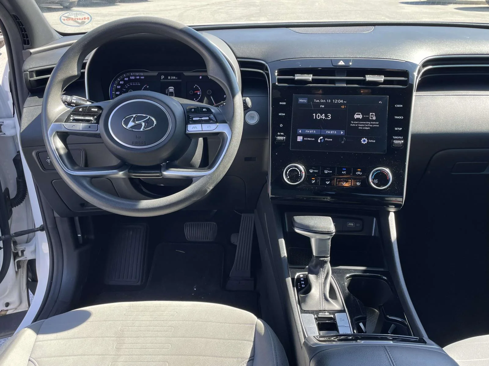 Used 2023 Atlas White Hyundai SEL image 4