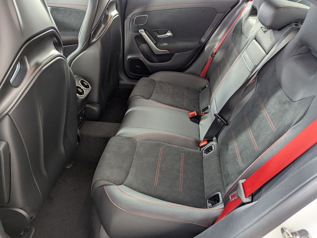 2026 Mercedes-Benz CLA AMG CLA45 S - Photo 11
