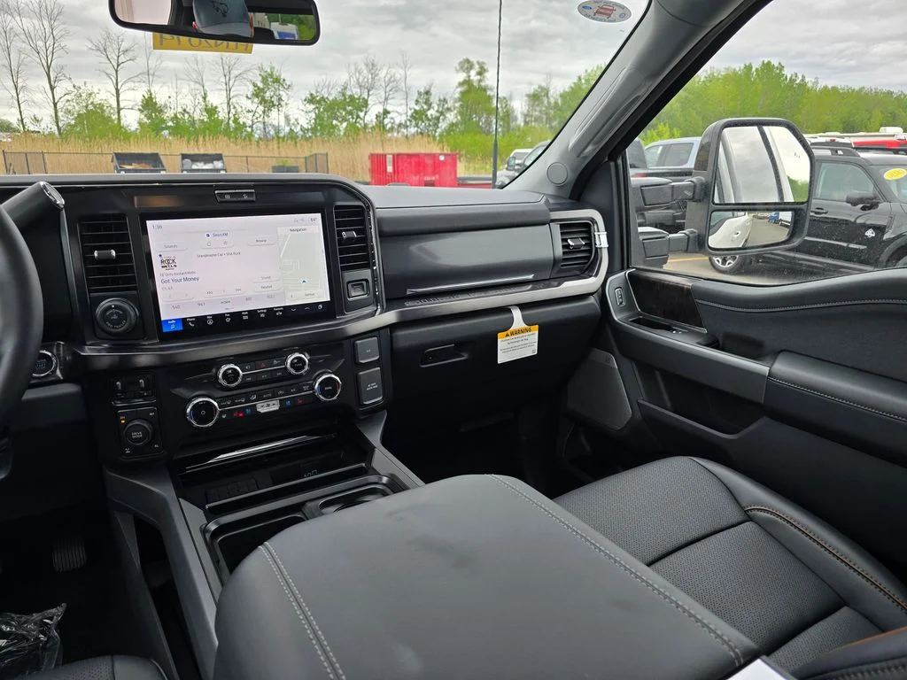 New 2026 Star White Metallic Tri-Coat Ford F-250® Lariat® image 20
